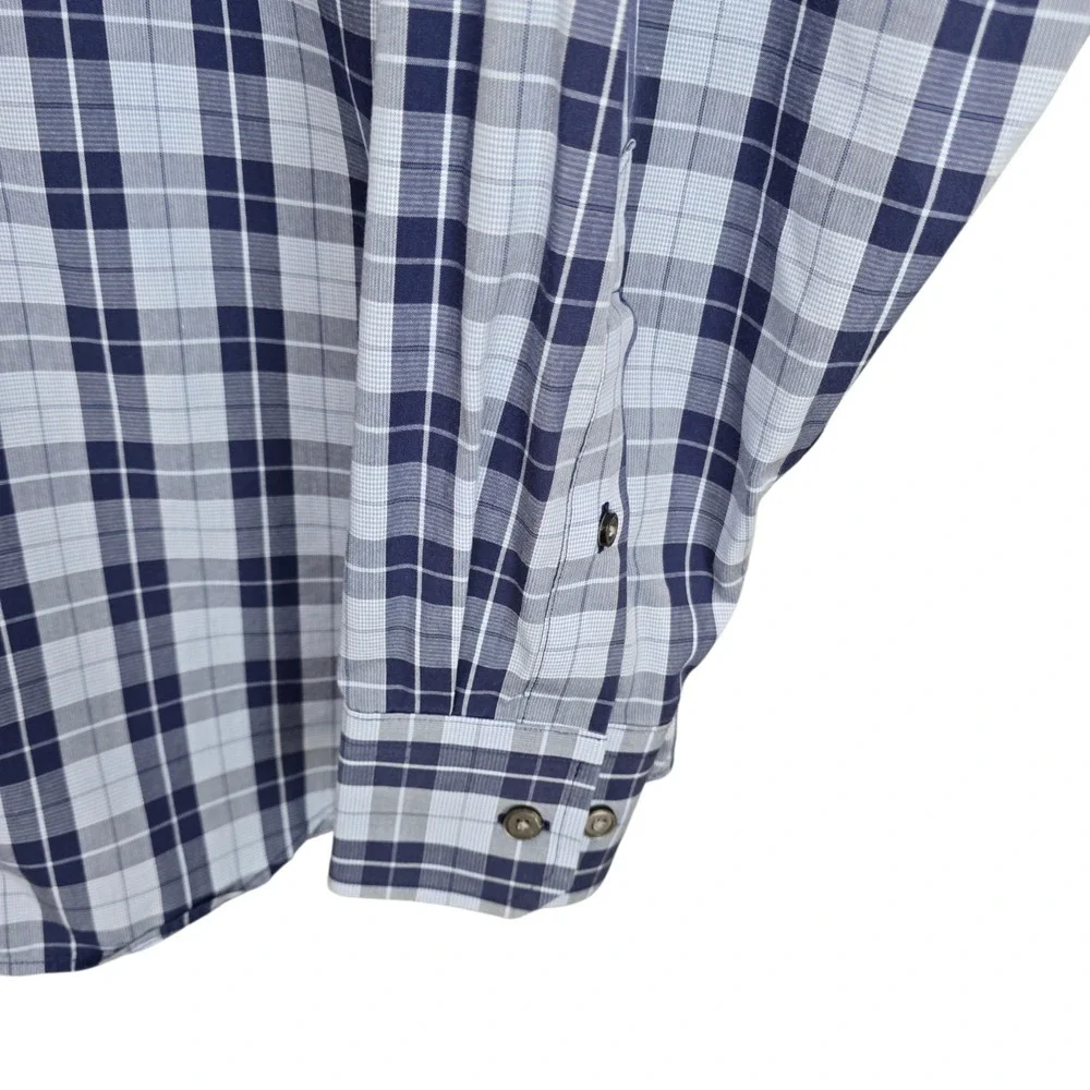 Banana Republic Dress Shirt Mens Medium 15-15.5 Button Blue Classic Non Iron‎